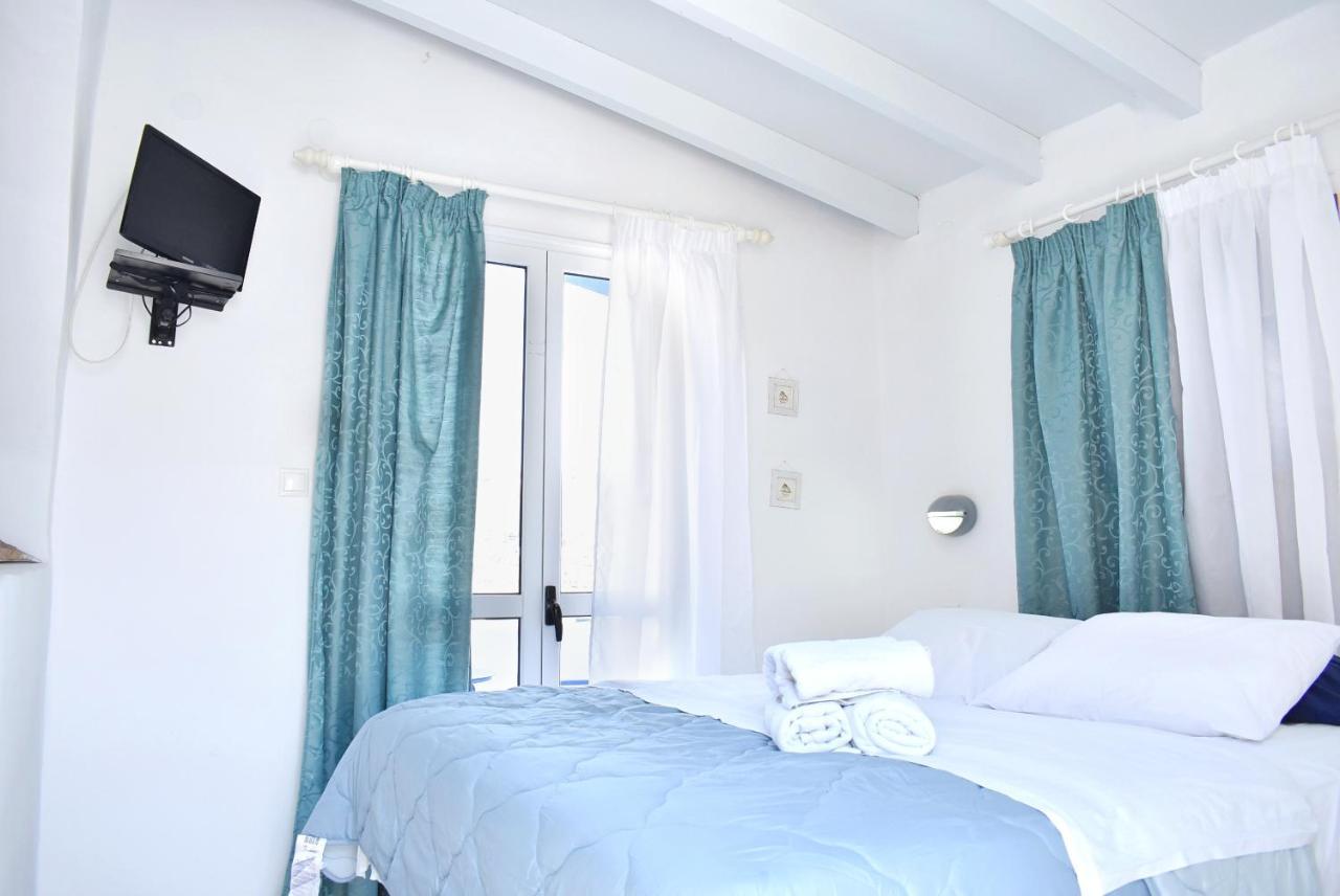 Martinos Studios, Merihas Port Китнос Экстерьер фото